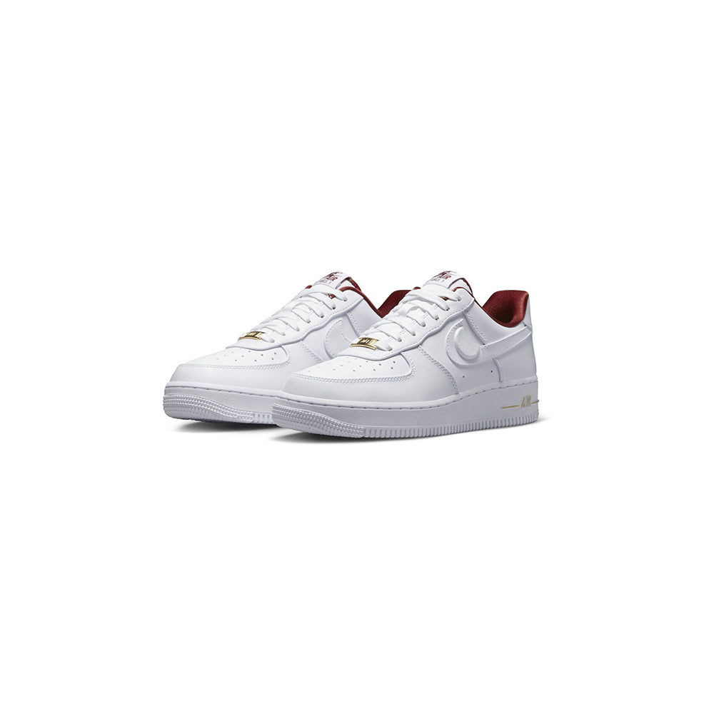 Air Force 1 Low 07 SE Just Do It Summit White Team Red